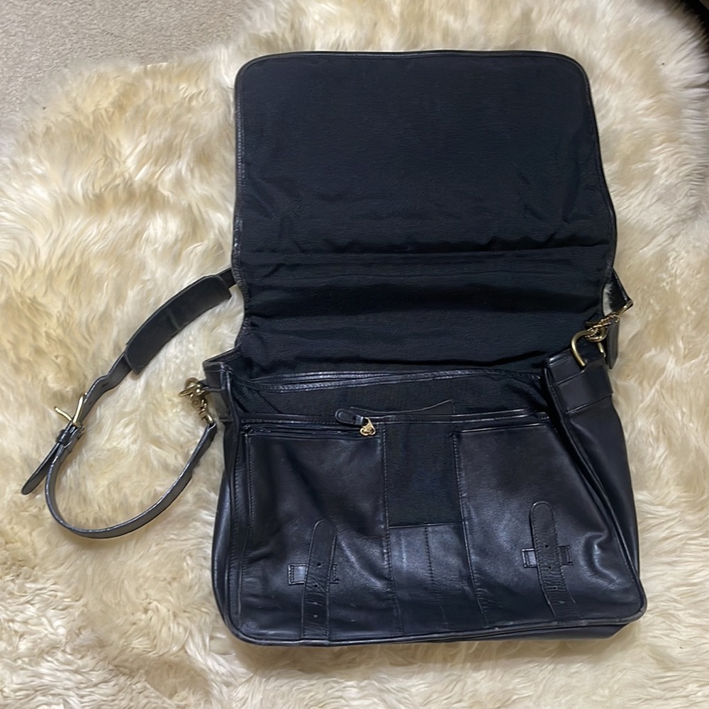 Authentic Leather Coach Messenger Bag - Picture 2 of 10